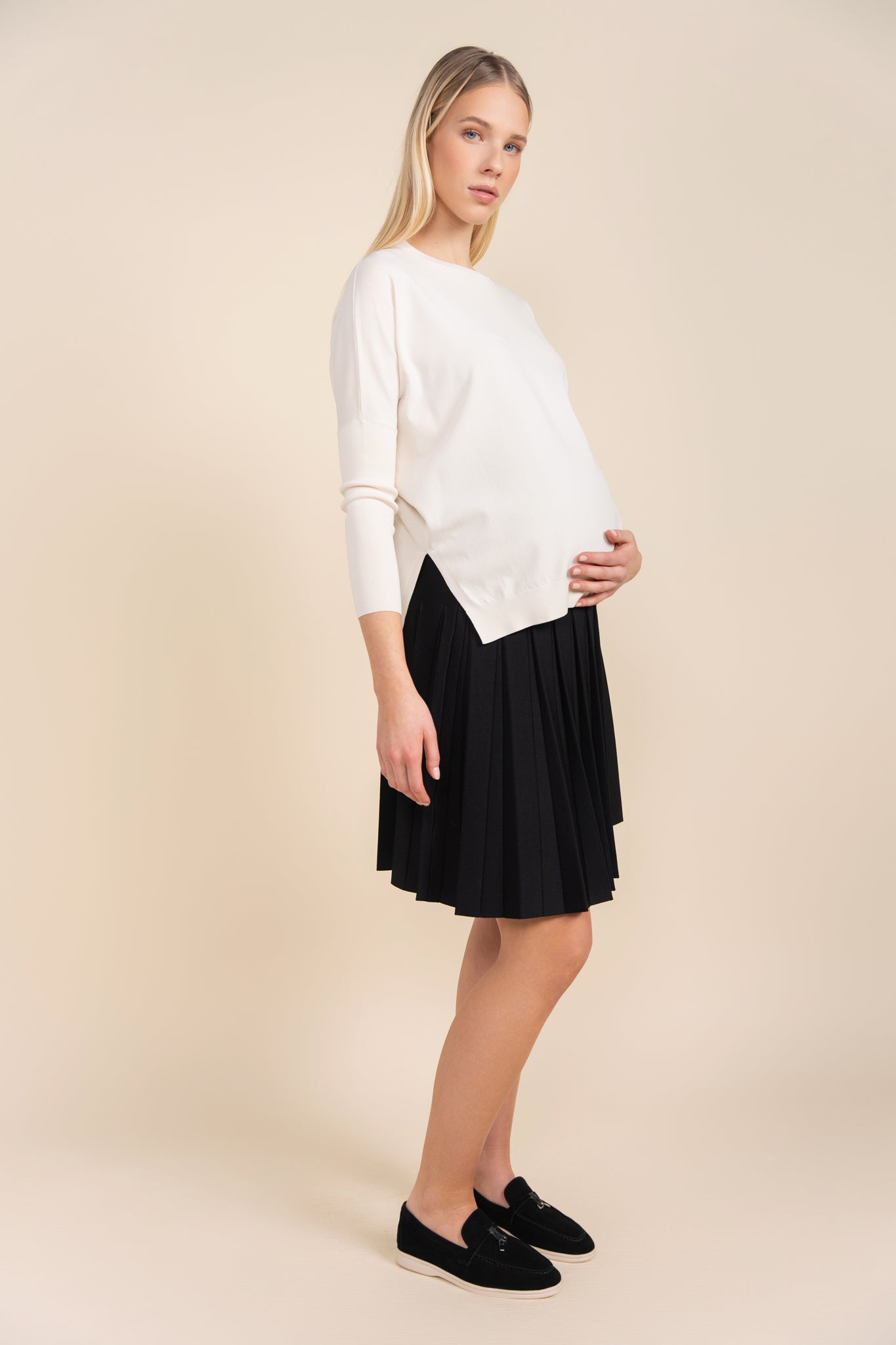 Maternity Infinity Skirt in Black