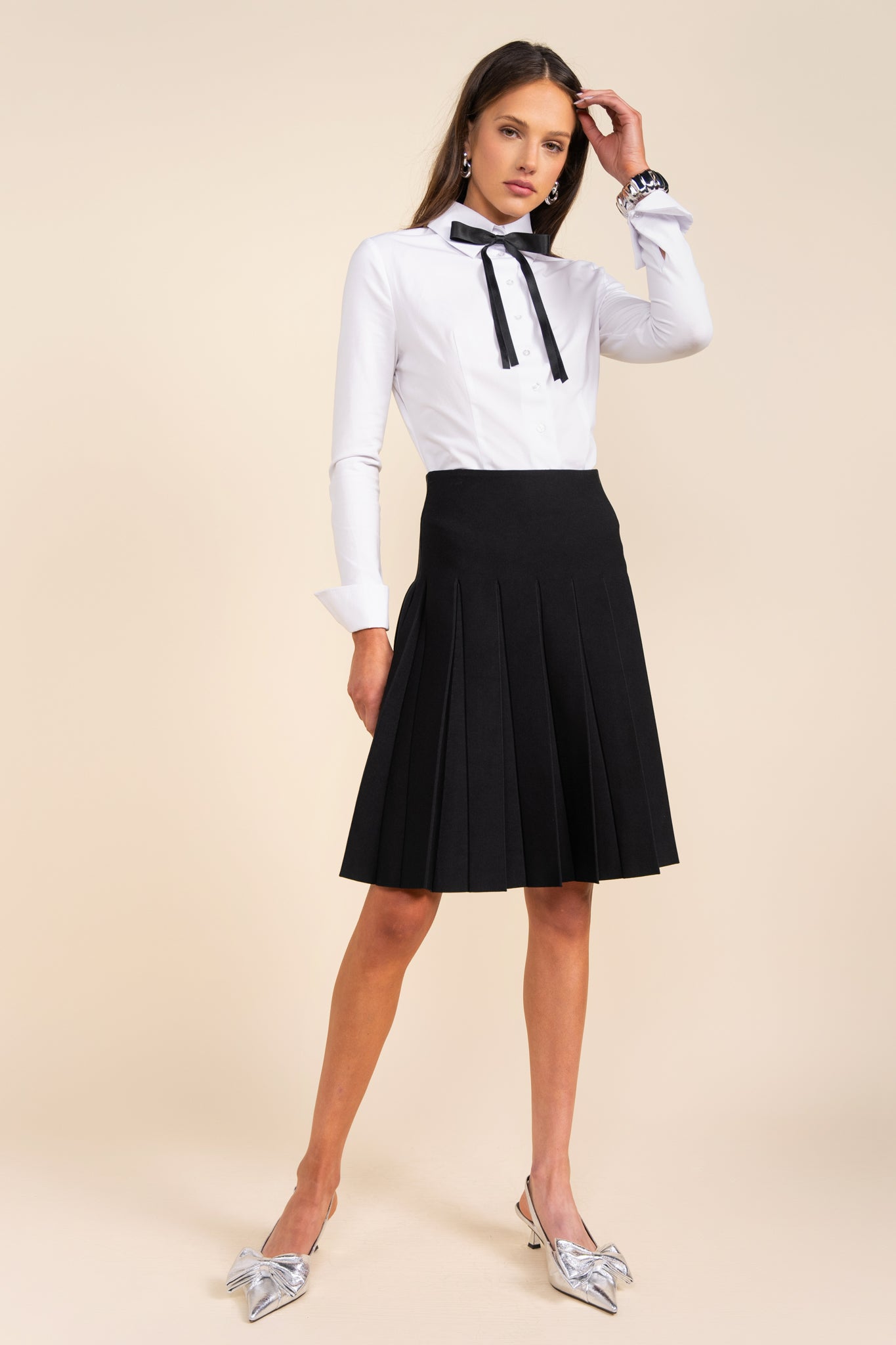 Delta Skirt in Black (Wide Pleat)