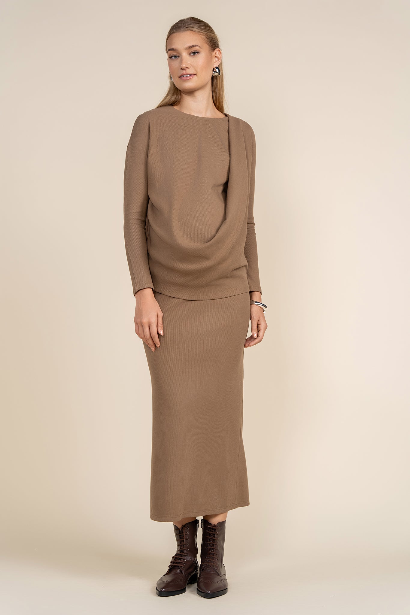 Wynd Maternity Top in Mocha