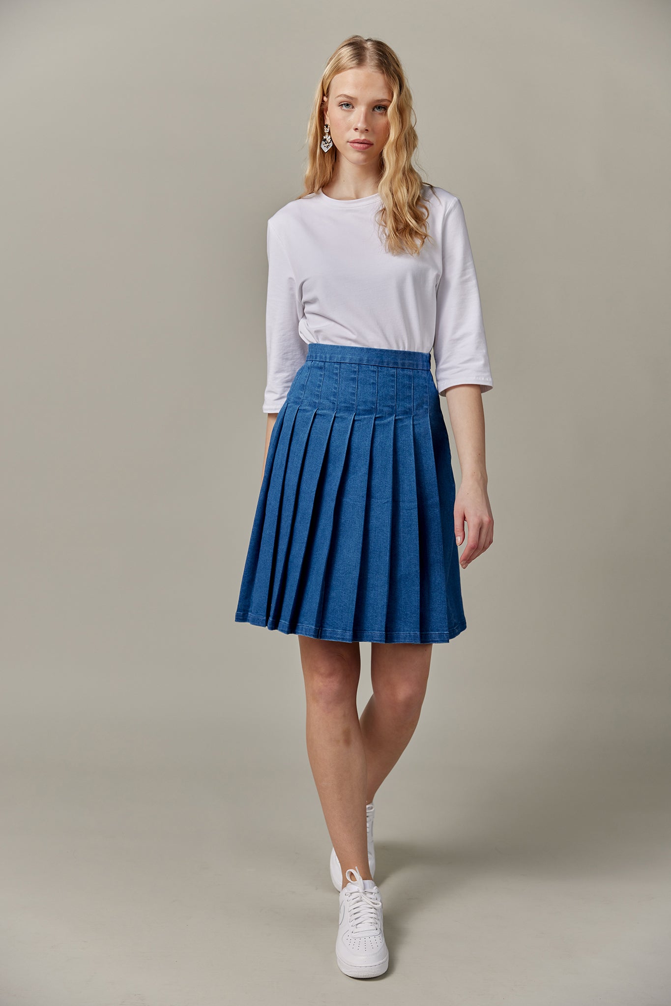 Pleated skirts knee shop length jean skirts